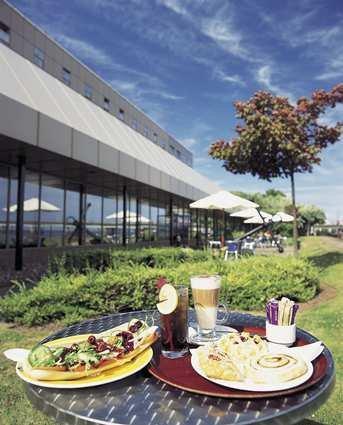 Hotel Hilton Dundee Esterno foto